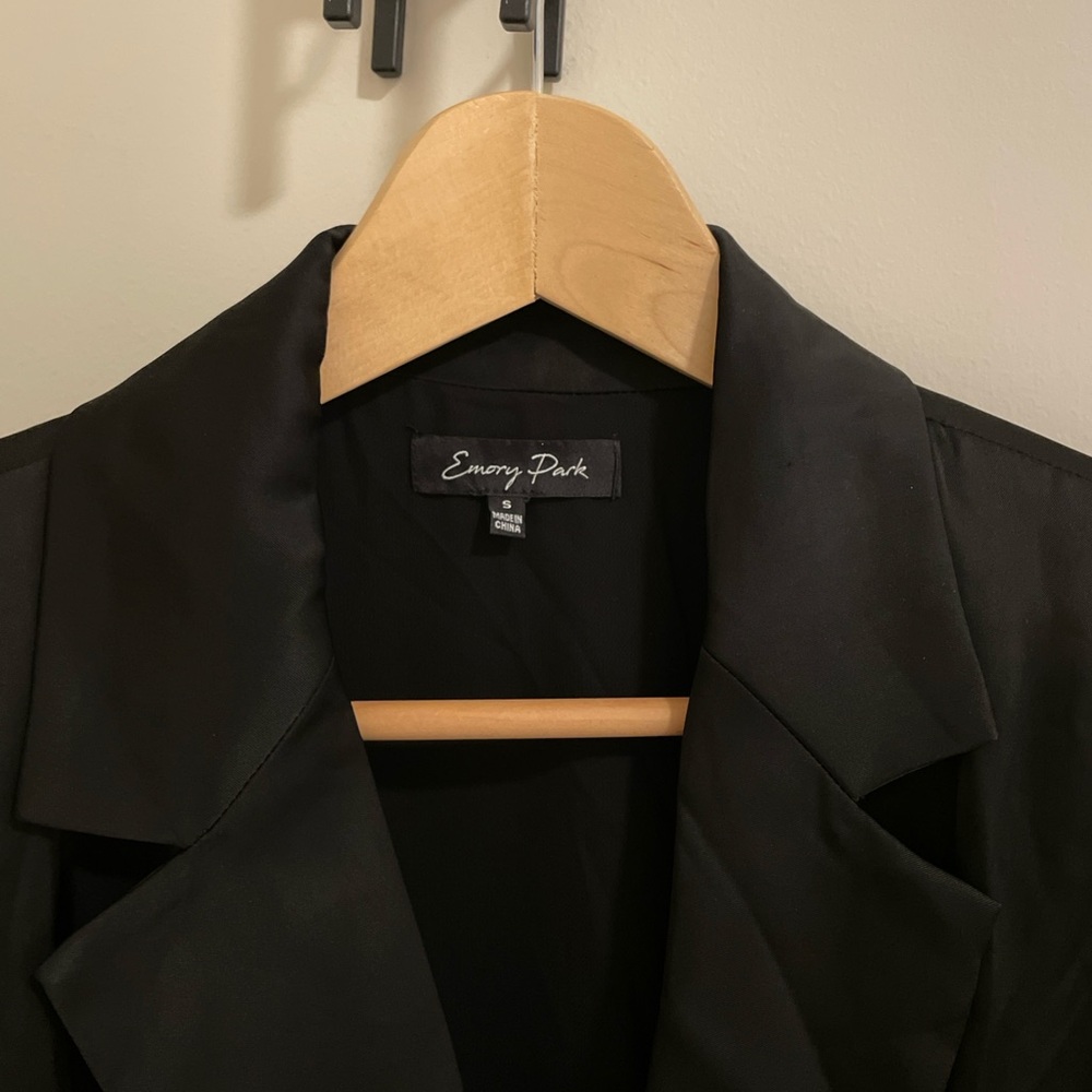 Emory Park Women's Elegant Black Blazer